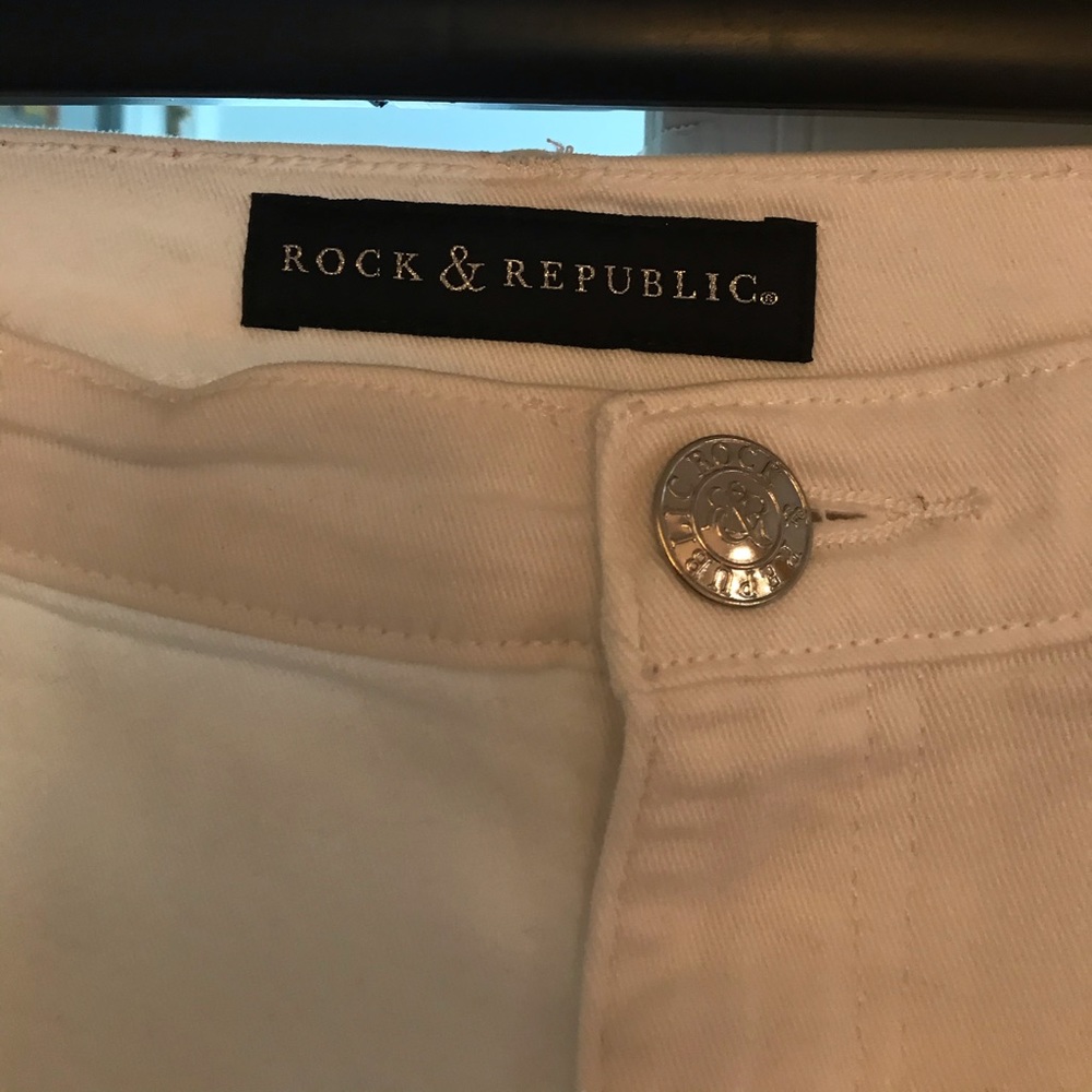 Jeans - Picture 2 of 4